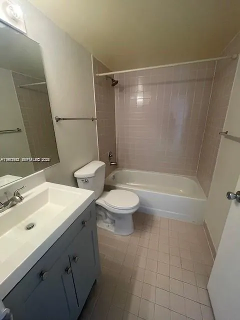 8260 Sw 210th St 320, Cutler Bay, Florida 33189, Cutler Bay, Florida 33189, 2 Bedrooms Bedrooms, ,2 BathroomsBathrooms,Residential Lease,For Rent,8260 Sw 210th St 320, Cutler Bay, Florida 33189,A11953942