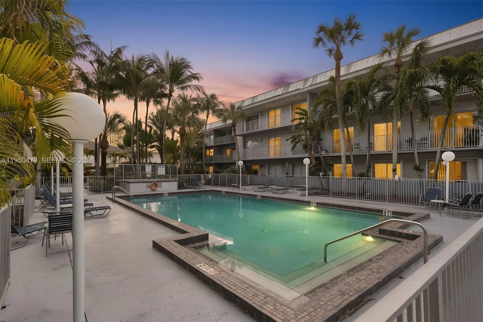 7401 Sw 82nd St 202s, Miami, Florida 33143, Miami, Florida 33143, 1 Bedroom Bedrooms, ,1 BathroomBathrooms,Residential,For Sale,7401 Sw 82nd St 202s, Miami, Florida 33143,A11950473
