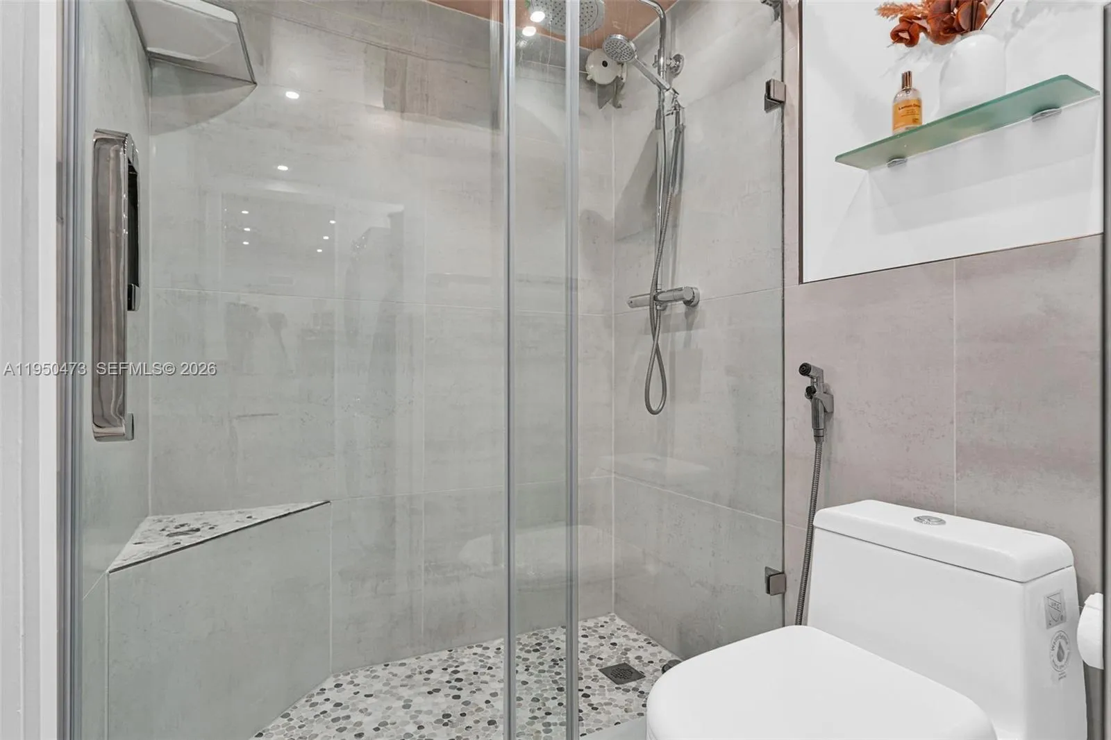 7401 Sw 82nd St 202s, Miami, Florida 33143, Miami, Florida 33143, 1 Bedroom Bedrooms, ,1 BathroomBathrooms,Residential,For Sale,7401 Sw 82nd St 202s, Miami, Florida 33143,A11950473