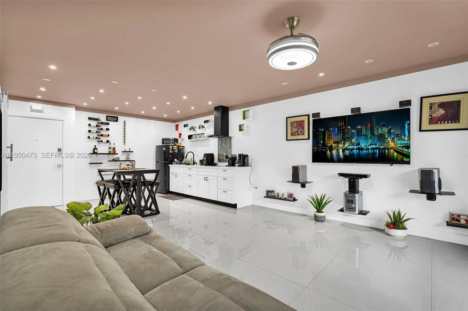 7401 Sw 82nd St 202s, Miami, Florida 33143, Miami, Florida 33143, 1 Bedroom Bedrooms, ,1 BathroomBathrooms,Residential,For Sale,7401 Sw 82nd St 202s, Miami, Florida 33143,A11950473