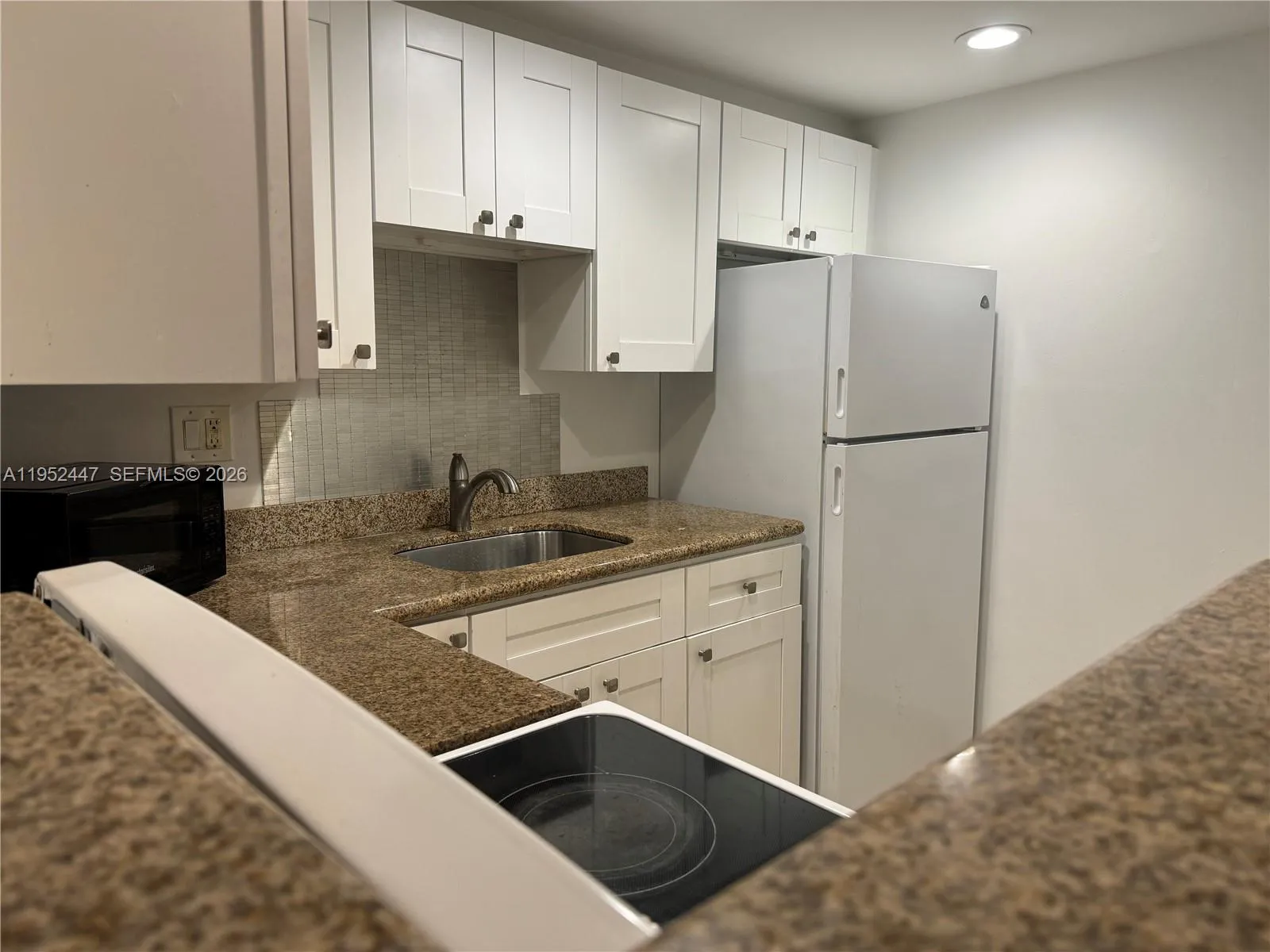 8605 Sw 68th Ct 4, Pinecrest, Florida 33156, Pinecrest, Florida 33156, 2 Bedrooms Bedrooms, ,1 BathroomBathrooms,Residential Lease,For Rent,8605 Sw 68th Ct 4, Pinecrest, Florida 33156,A11952447
