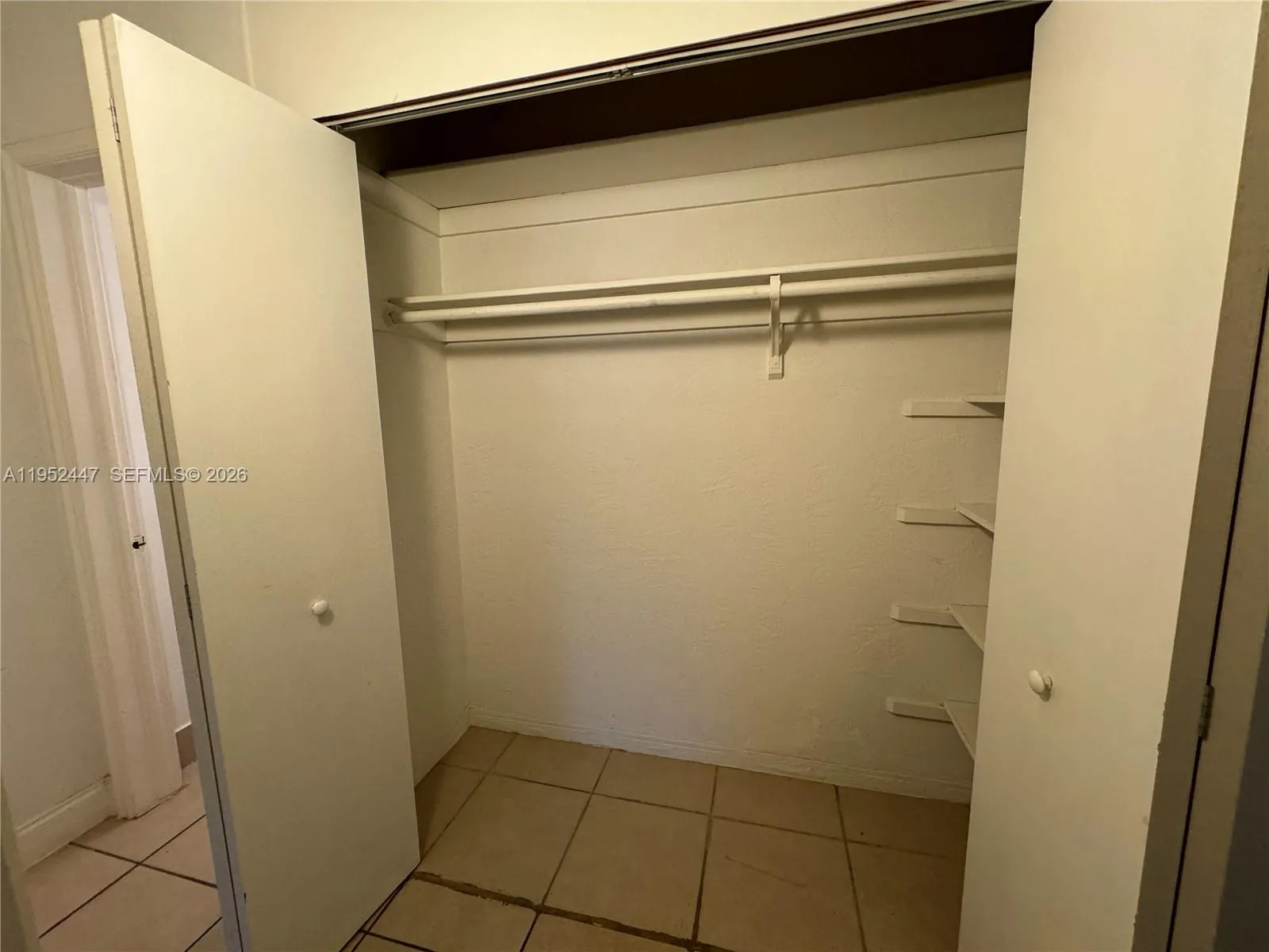 8605 Sw 68th Ct 4, Pinecrest, Florida 33156, Pinecrest, Florida 33156, 2 Bedrooms Bedrooms, ,1 BathroomBathrooms,Residential Lease,For Rent,8605 Sw 68th Ct 4, Pinecrest, Florida 33156,A11952447