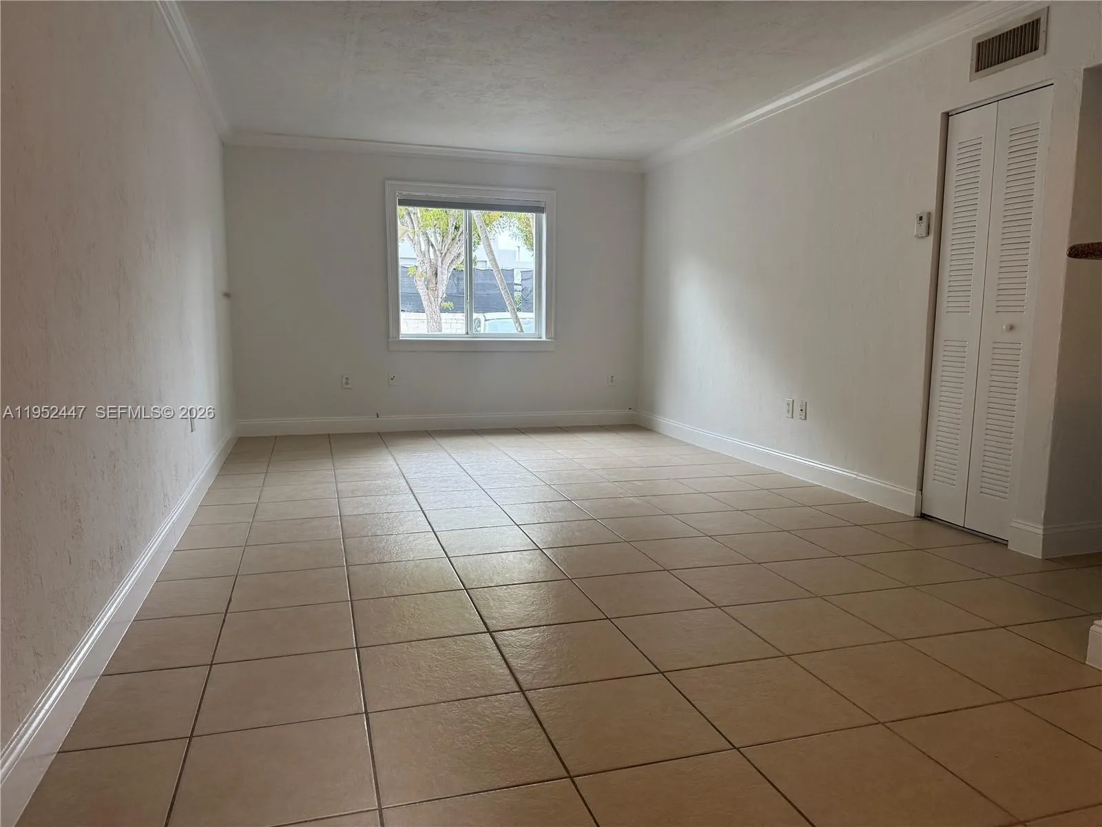 8605 Sw 68th Ct 4, Pinecrest, Florida 33156, Pinecrest, Florida 33156, 2 Bedrooms Bedrooms, ,1 BathroomBathrooms,Residential Lease,For Rent,8605 Sw 68th Ct 4, Pinecrest, Florida 33156,A11952447