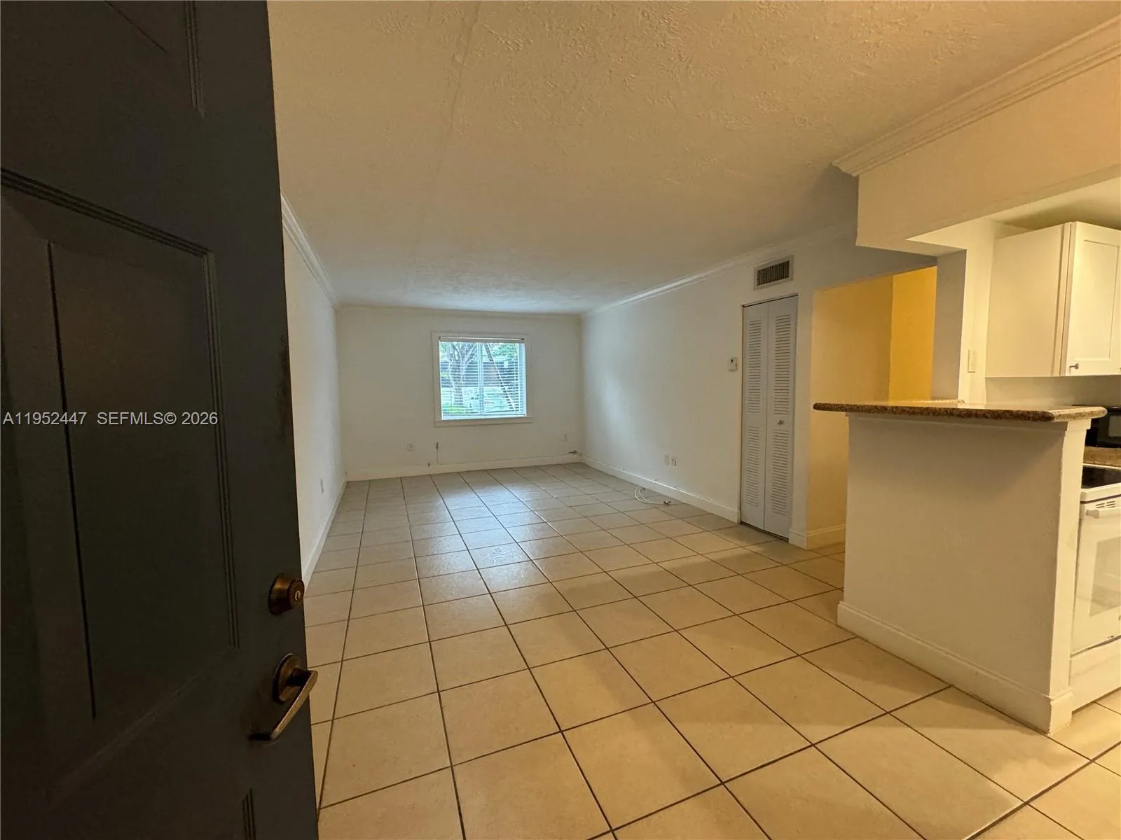 8605 Sw 68th Ct 4, Pinecrest, Florida 33156, Pinecrest, Florida 33156, 2 Bedrooms Bedrooms, ,1 BathroomBathrooms,Residential Lease,For Rent,8605 Sw 68th Ct 4, Pinecrest, Florida 33156,A11952447