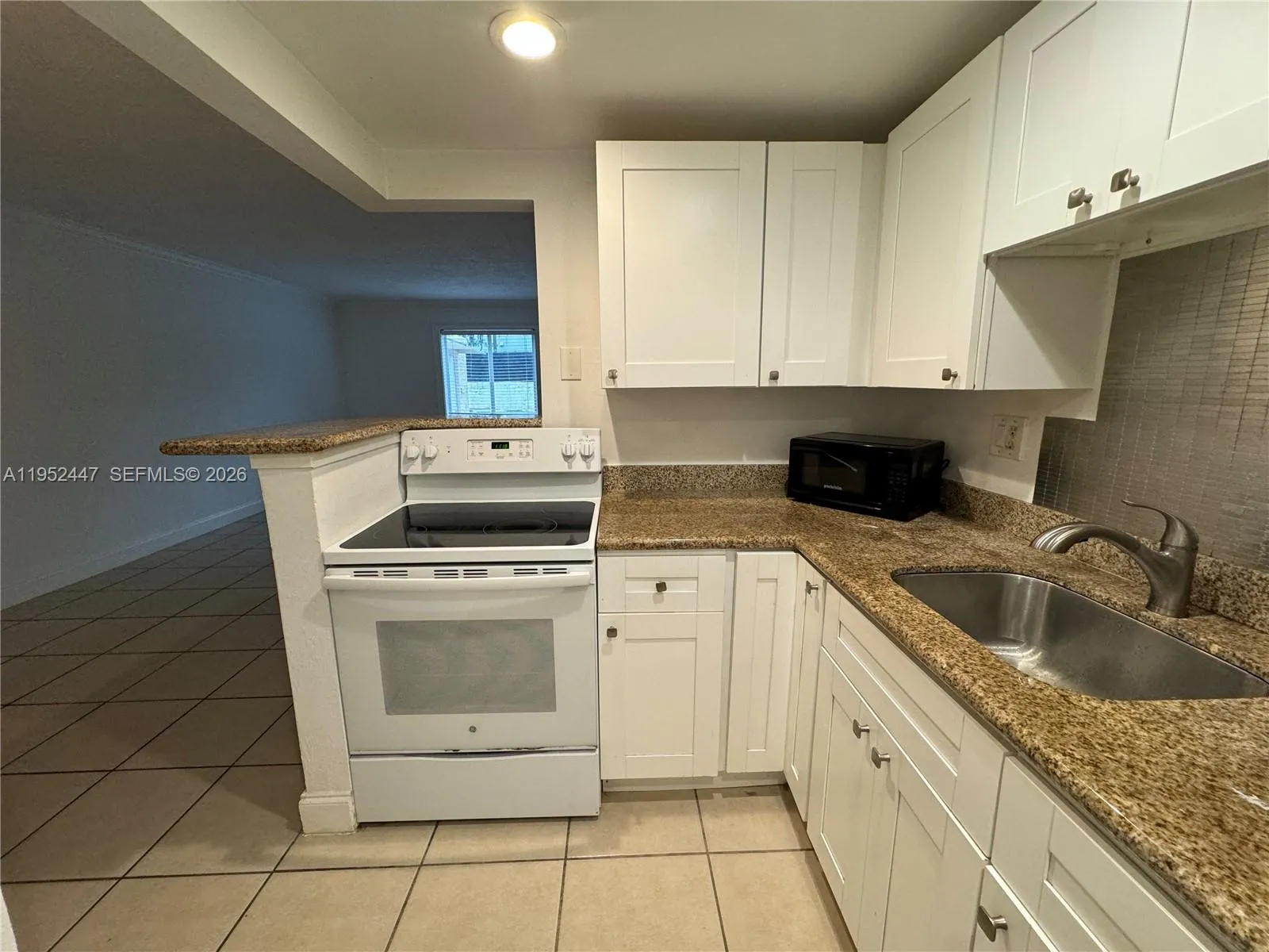 8605 Sw 68th Ct 4, Pinecrest, Florida 33156, Pinecrest, Florida 33156, 2 Bedrooms Bedrooms, ,1 BathroomBathrooms,Residential Lease,For Rent,8605 Sw 68th Ct 4, Pinecrest, Florida 33156,A11952447