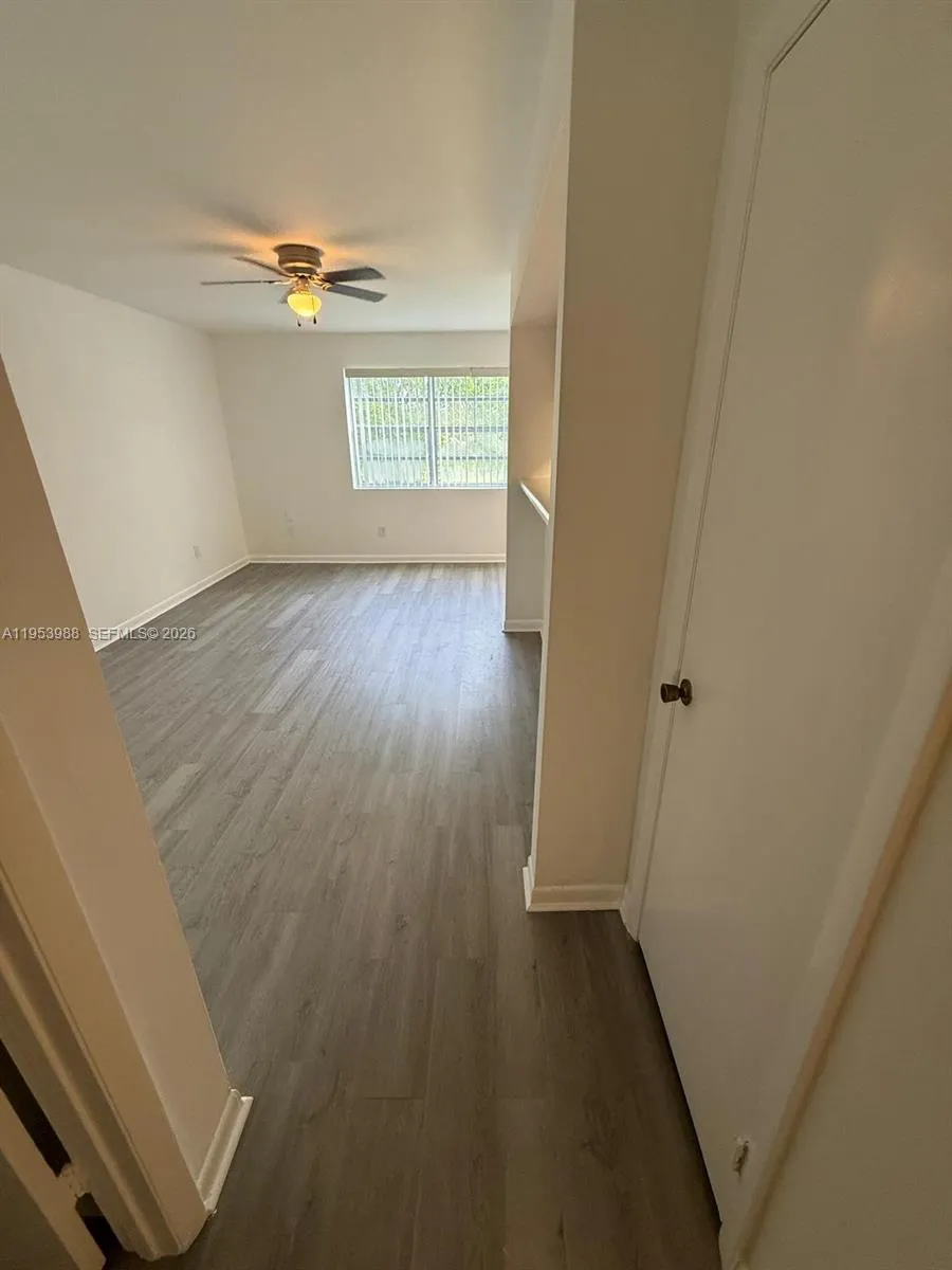 15285 Sw 107th Ln 214, Miami, Florida 33196, Miami, Florida 33196, 2 Bedrooms Bedrooms, ,1 BathroomBathrooms,Residential Lease,For Rent,15285 Sw 107th Ln 214, Miami, Florida 33196,A11953988