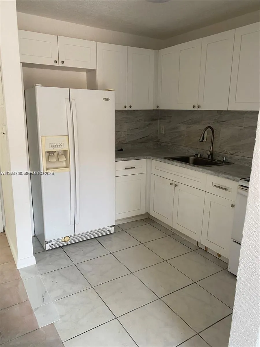 3020 Nw 2nd St, Pompano Beach, Florida 33069, Pompano Beach, Florida 33069, ,Residential Income,For Sale,3020 Nw 2nd St, Pompano Beach, Florida 33069,A11951700