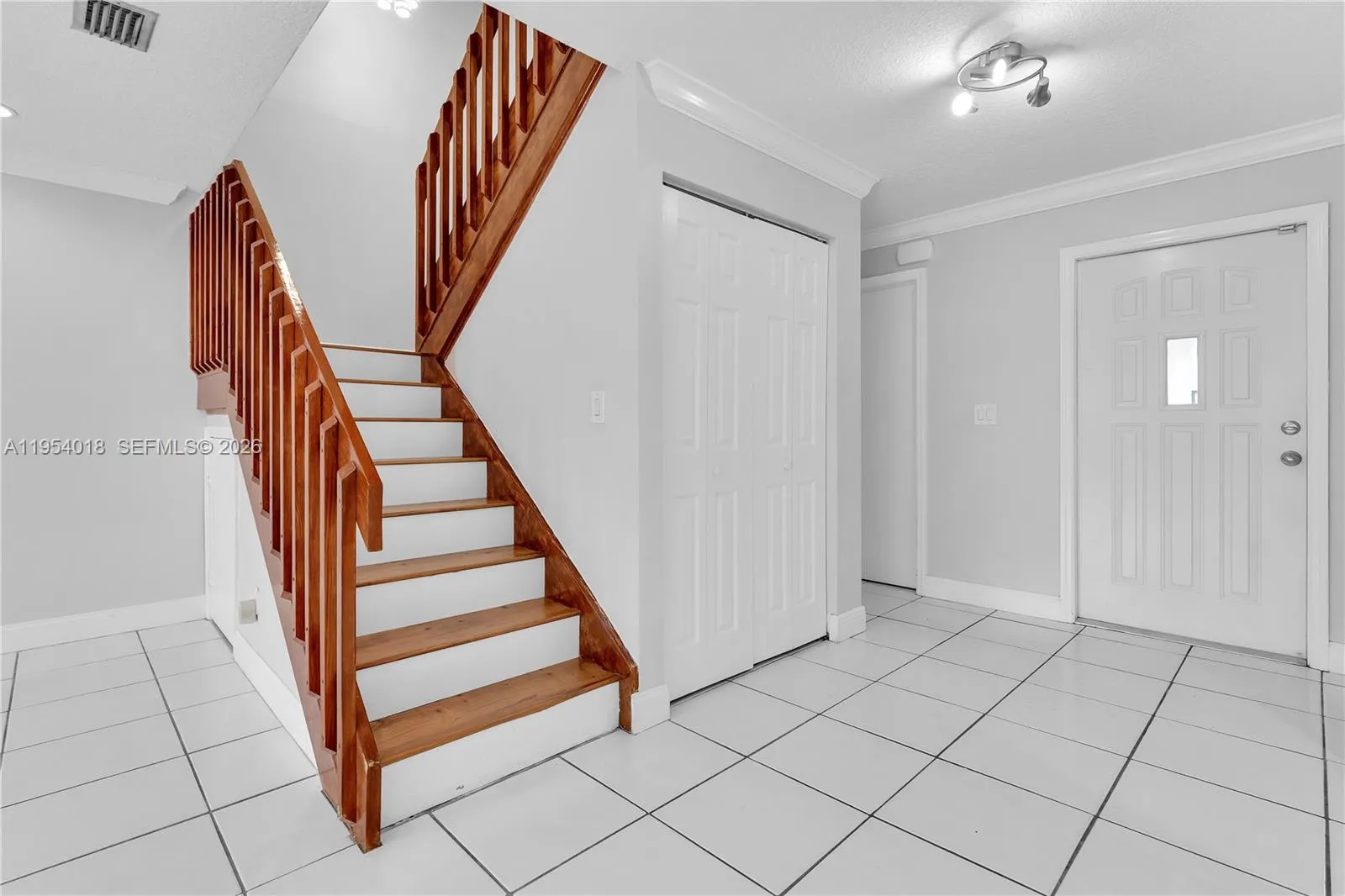11668 Sw 91st Ter 11668, Miami, Florida 33176, Miami, Florida 33176, 3 Bedrooms Bedrooms, ,2 BathroomsBathrooms,Residential Lease,For Rent,11668 Sw 91st Ter 11668, Miami, Florida 33176,A11954018