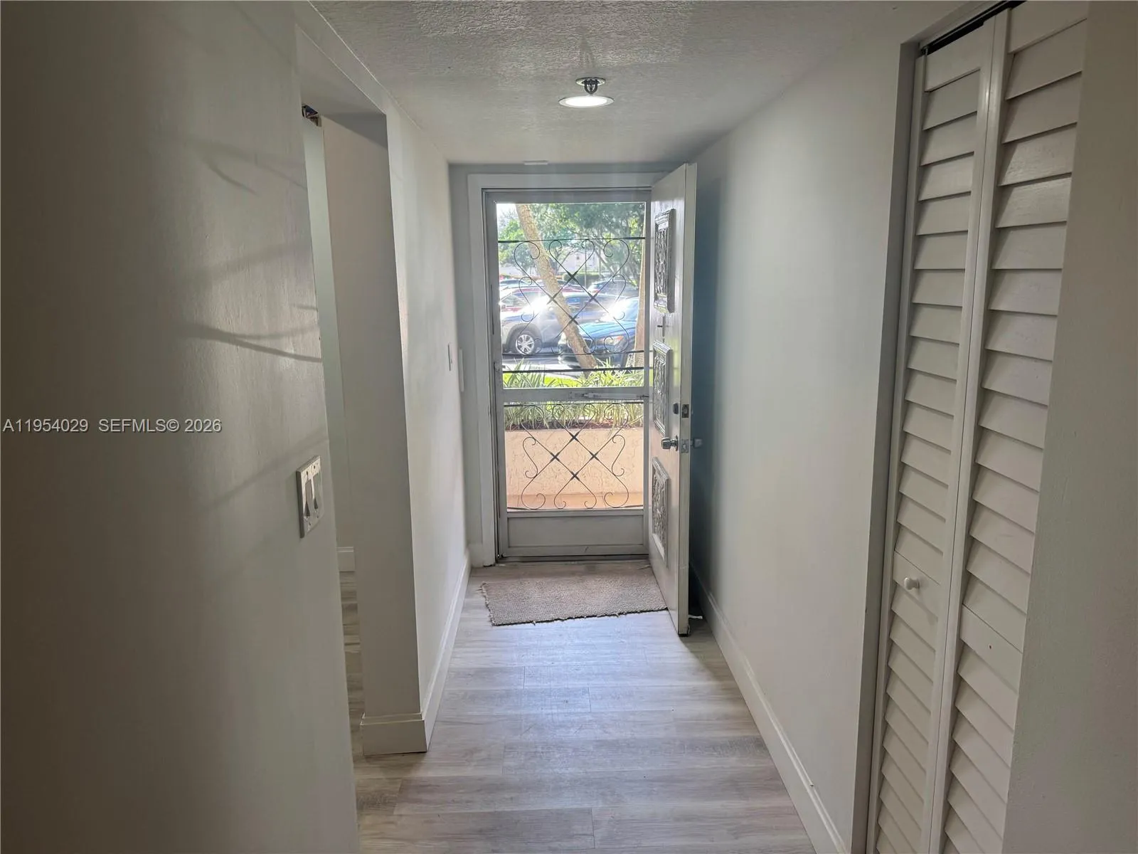 3940 Inverrary Blvd 106-a, Lauderhill, Florida 333, Lauderhill, Florida 33319, 2 Bedrooms Bedrooms, ,2 BathroomsBathrooms,Residential,For Sale,3940 Inverrary Blvd 106-a, Lauderhill, Florida 333,A11954029