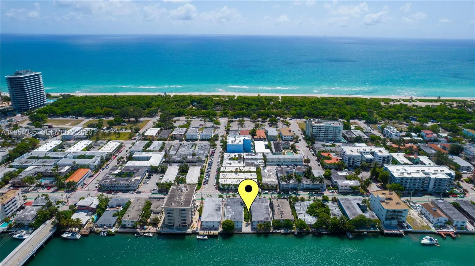 8340 Byron Ave 12, Miami Beach, Florida 33141, Miami Beach, Florida 33141, 2 Bedrooms Bedrooms, ,2 BathroomsBathrooms,Residential Lease,For Rent,8340 Byron Ave 12, Miami Beach, Florida 33141,A11954035