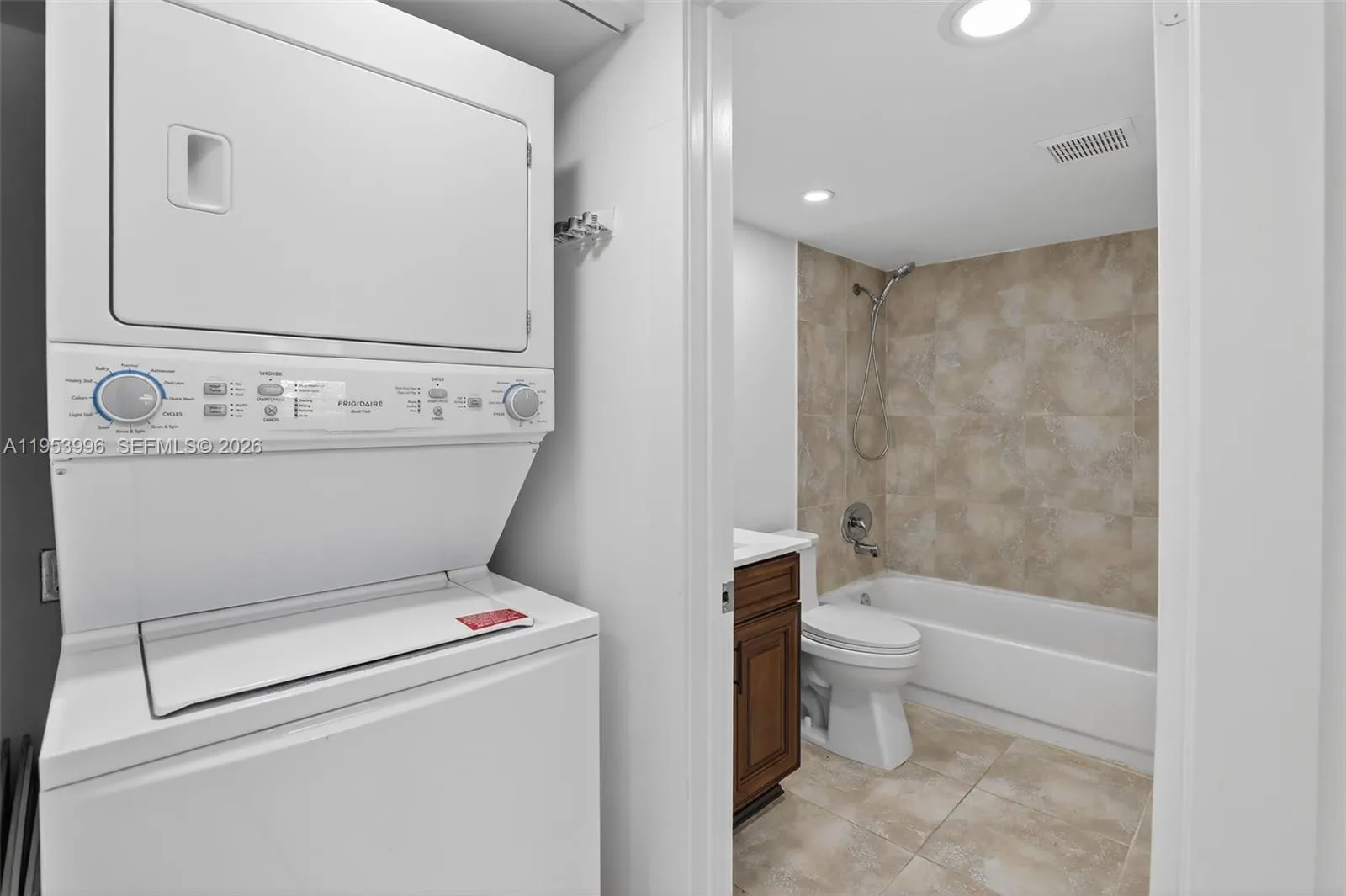 12601 Sw 13th St 411g, Pembroke Pines, Florida 330, Pembroke Pines, Florida 33027, 2 Bedrooms Bedrooms, ,2 BathroomsBathrooms,Residential,For Sale,12601 Sw 13th St 411g, Pembroke Pines, Florida 330,A11953996