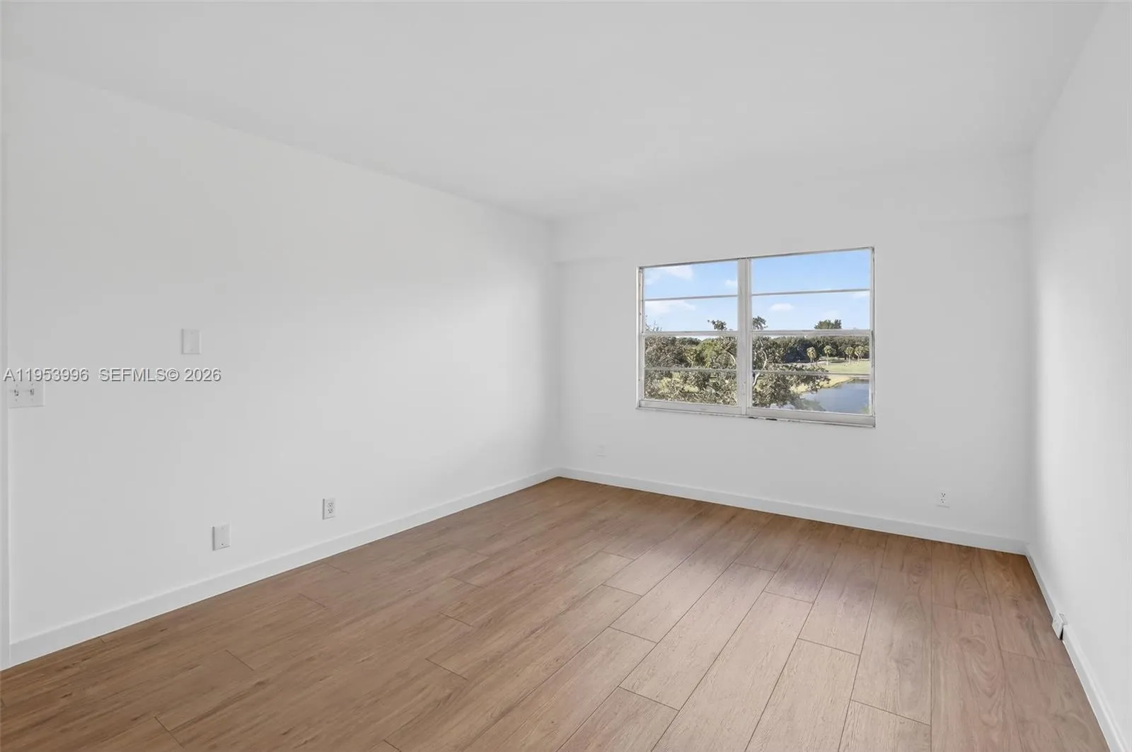 12601 Sw 13th St 411g, Pembroke Pines, Florida 330, Pembroke Pines, Florida 33027, 2 Bedrooms Bedrooms, ,2 BathroomsBathrooms,Residential,For Sale,12601 Sw 13th St 411g, Pembroke Pines, Florida 330,A11953996