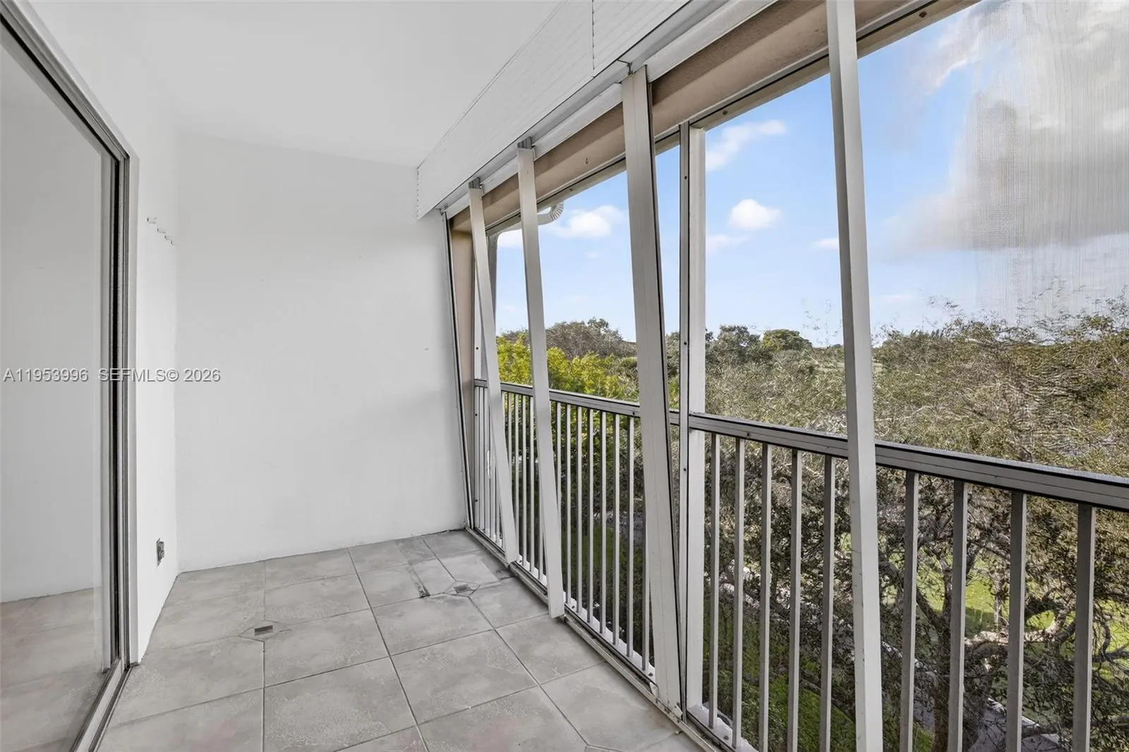 12601 Sw 13th St 411g, Pembroke Pines, Florida 330, Pembroke Pines, Florida 33027, 2 Bedrooms Bedrooms, ,2 BathroomsBathrooms,Residential,For Sale,12601 Sw 13th St 411g, Pembroke Pines, Florida 330,A11953996