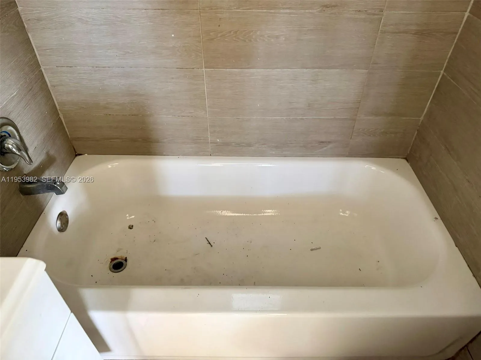 413 Nw 63rd St, Miami, Florida 33150, Miami, Florida 33150, 2 Bedrooms Bedrooms, ,1 BathroomBathrooms,Residential,For Sale,413 Nw 63rd St, Miami, Florida 33150,A11953982