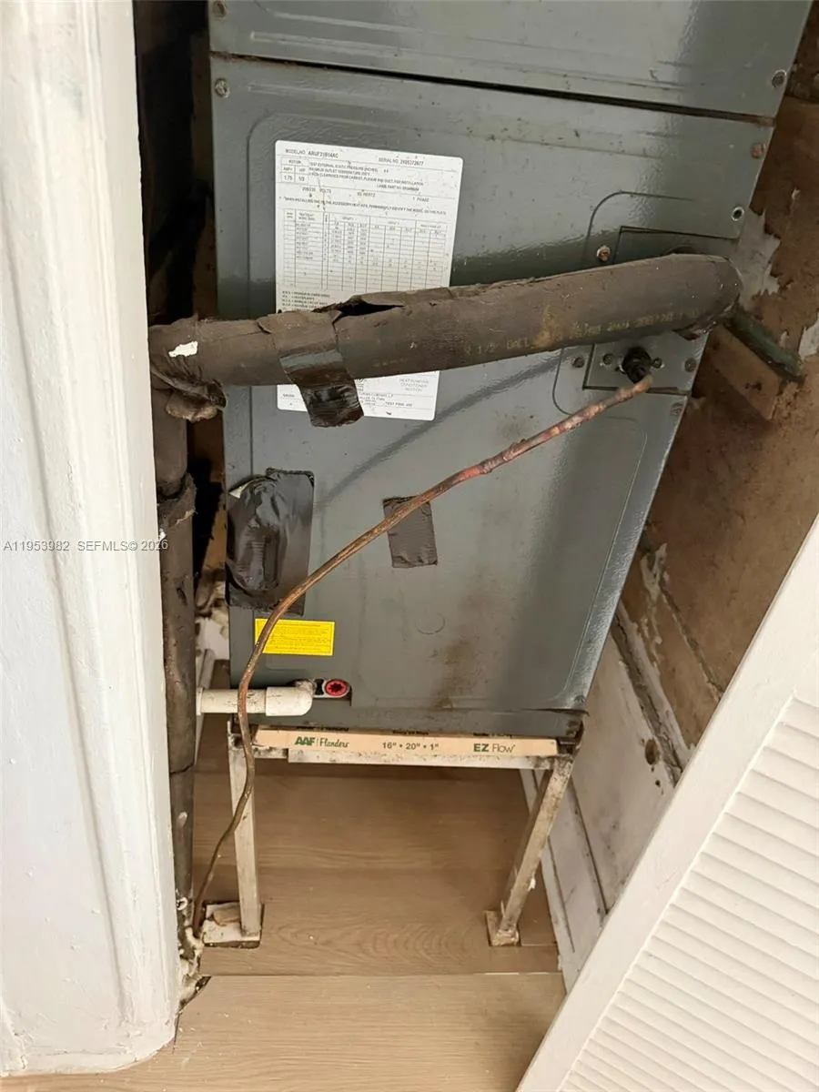 413 Nw 63rd St, Miami, Florida 33150, Miami, Florida 33150, 2 Bedrooms Bedrooms, ,1 BathroomBathrooms,Residential,For Sale,413 Nw 63rd St, Miami, Florida 33150,A11953982