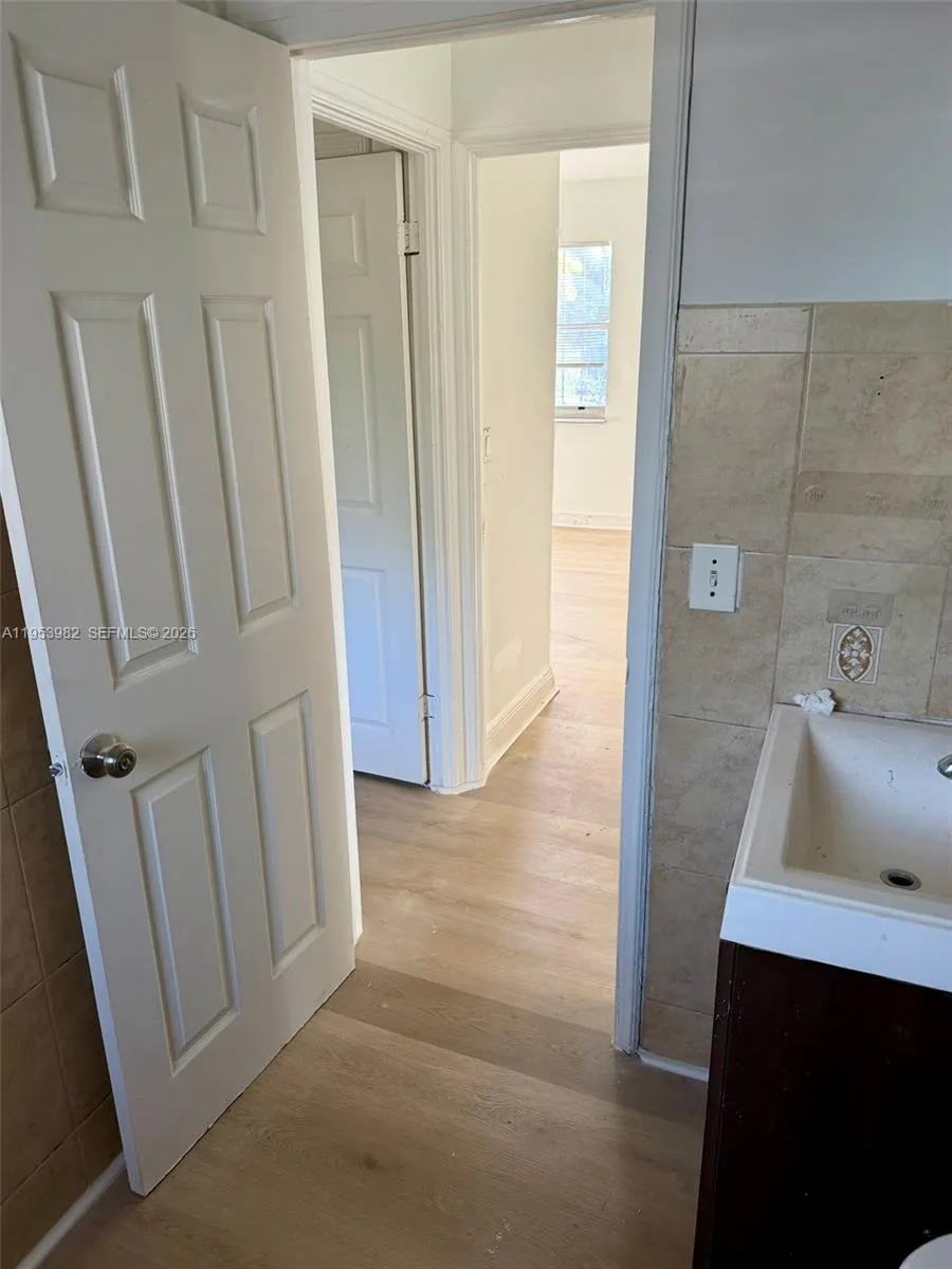 413 Nw 63rd St, Miami, Florida 33150, Miami, Florida 33150, 2 Bedrooms Bedrooms, ,1 BathroomBathrooms,Residential,For Sale,413 Nw 63rd St, Miami, Florida 33150,A11953982