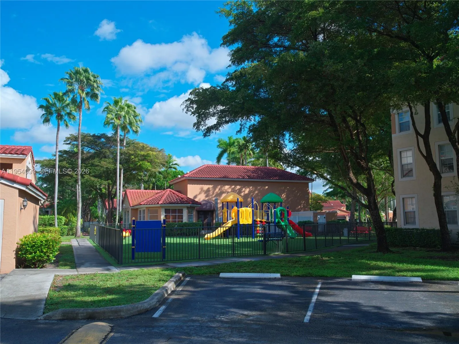 2133 Renaissance Blvd 306, Miramar, Florida 33025, Miramar, Florida 33025, 3 Bedrooms Bedrooms, ,2 BathroomsBathrooms,Residential,For Sale,2133 Renaissance Blvd 306, Miramar, Florida 33025,A11954093