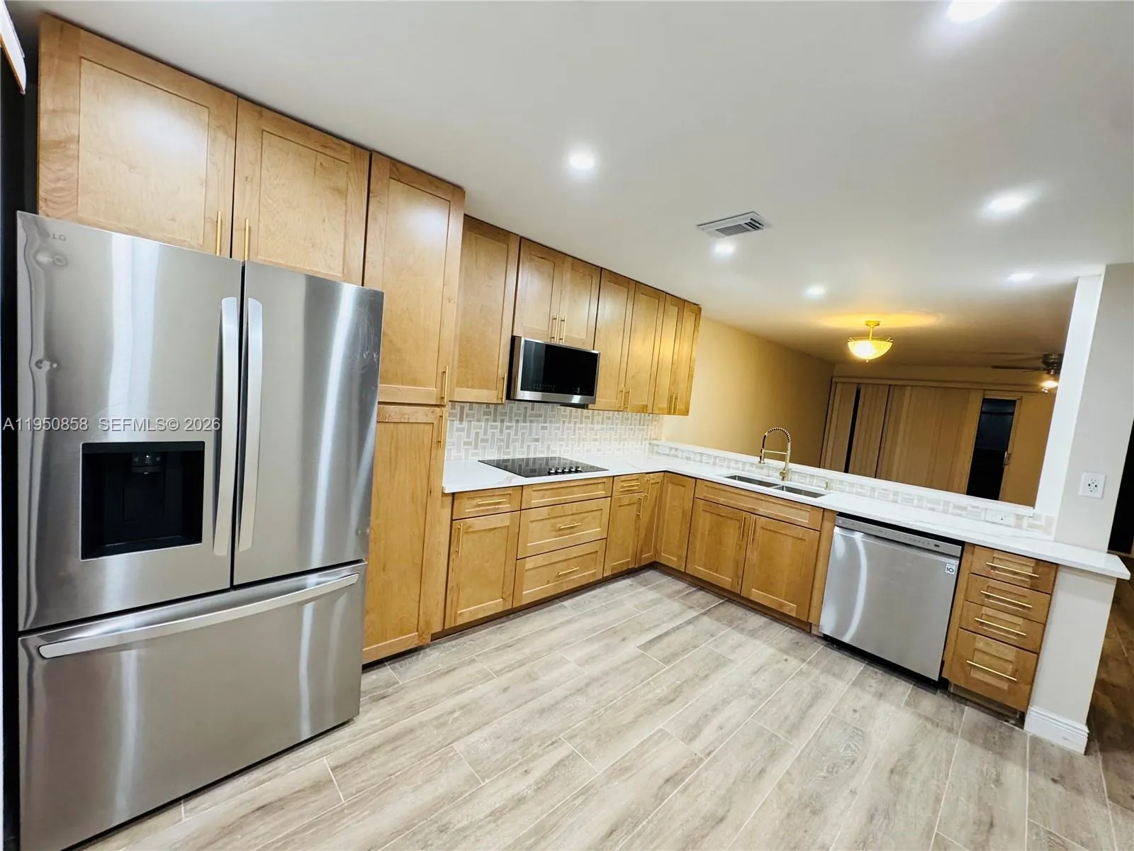 Margate, Florida 33063, 2 Bedrooms Bedrooms, ,2 BathroomsBathrooms,Residential,For Sale,A11950858