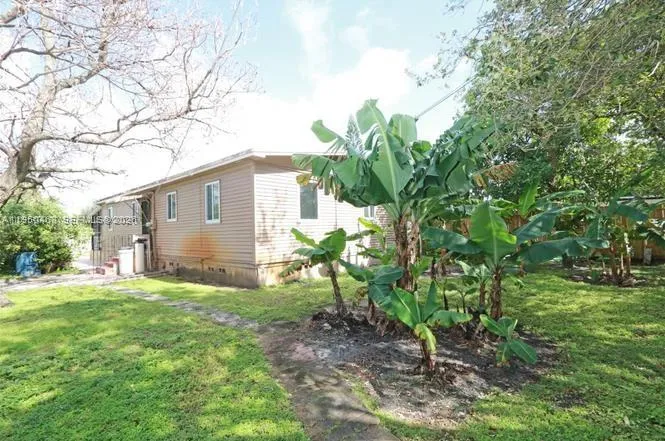 2982 Nw 95th St, Miami, Florida 33147, Miami, Florida 33147, 3 Bedrooms Bedrooms, ,2 BathroomsBathrooms,Residential,For Sale,2982 Nw 95th St, Miami, Florida 33147,A11950468