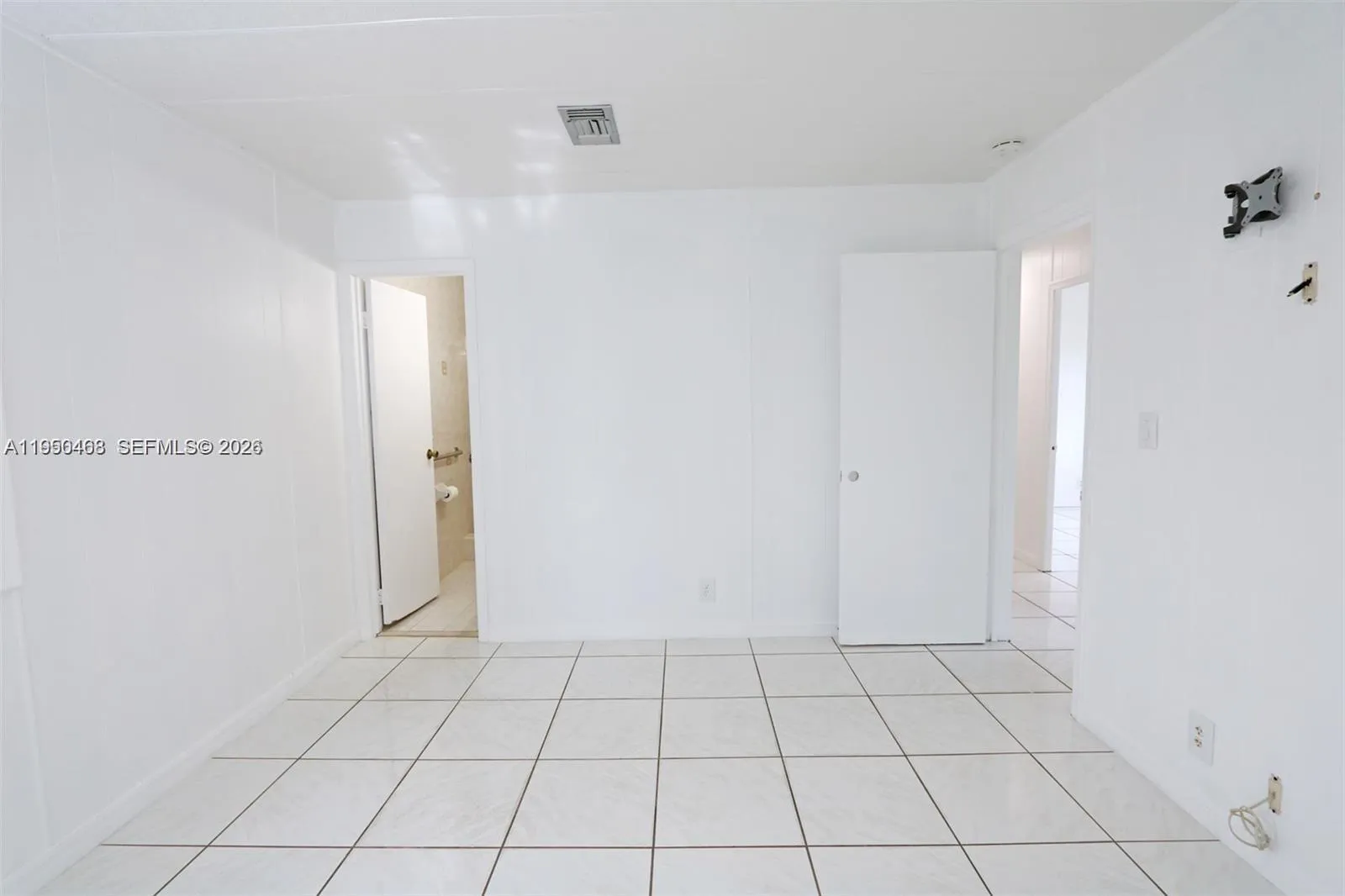 2982 Nw 95th St, Miami, Florida 33147, Miami, Florida 33147, 3 Bedrooms Bedrooms, ,2 BathroomsBathrooms,Residential,For Sale,2982 Nw 95th St, Miami, Florida 33147,A11950468