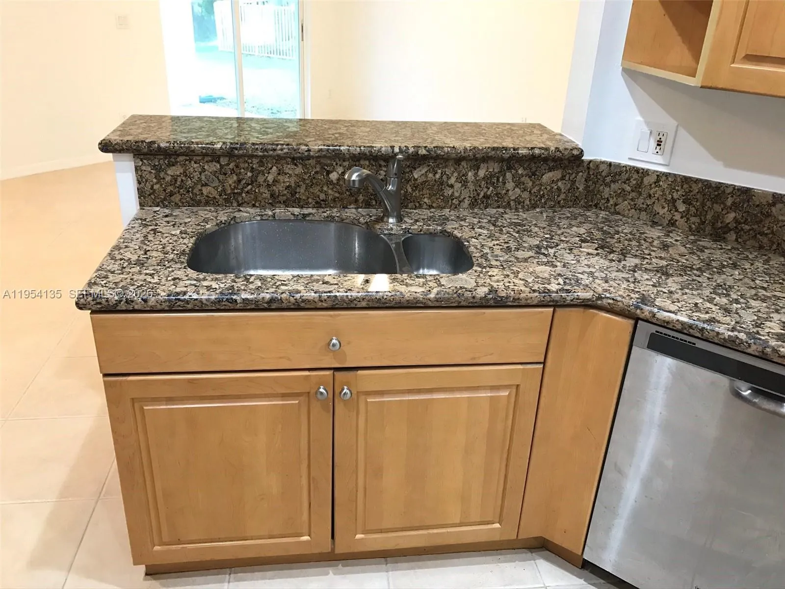 19351 Sw 61st St 19351, Pembroke Pines, Florida 33, Pembroke Pines, Florida 33332, 4 Bedrooms Bedrooms, ,2 BathroomsBathrooms,Residential Lease,For Rent,19351 Sw 61st St 19351, Pembroke Pines, Florida 33,A11954135