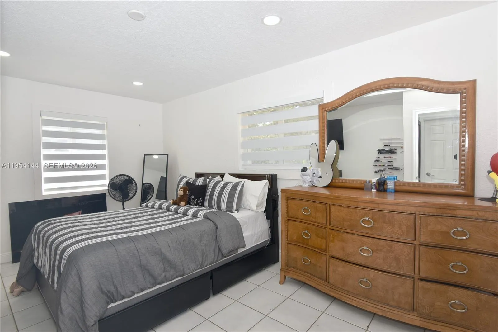 19651 Sw 168th St, Miami, Florida 33187, Miami, Florida 33187, 3 Bedrooms Bedrooms, ,3 BathroomsBathrooms,Residential,For Sale,19651 Sw 168th St, Miami, Florida 33187,A11954144