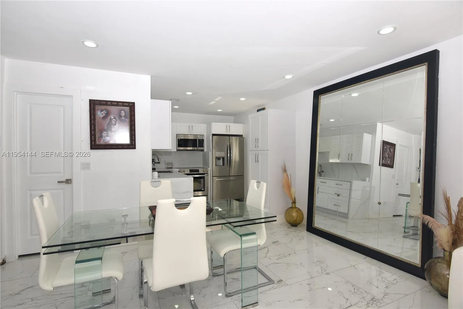 19651 Sw 168th St, Miami, Florida 33187, Miami, Florida 33187, 3 Bedrooms Bedrooms, ,3 BathroomsBathrooms,Residential,For Sale,19651 Sw 168th St, Miami, Florida 33187,A11954144