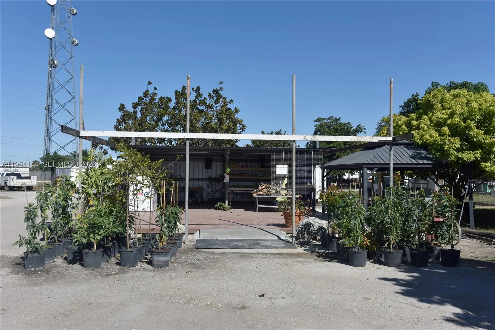 19651 Sw 168th St, Miami, Florida 33187, Miami, Florida 33187, 3 Bedrooms Bedrooms, ,3 BathroomsBathrooms,Residential,For Sale,19651 Sw 168th St, Miami, Florida 33187,A11954144