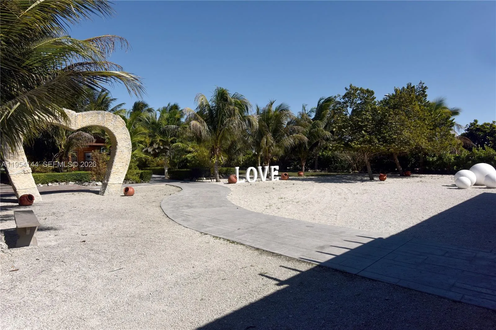 19651 Sw 168th St, Miami, Florida 33187, Miami, Florida 33187, 3 Bedrooms Bedrooms, ,3 BathroomsBathrooms,Residential,For Sale,19651 Sw 168th St, Miami, Florida 33187,A11954144