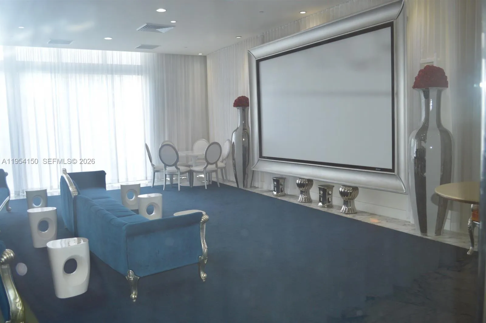 475 Brickell Ave 1814, Miami, Florida 33131, Miami, Florida 33131, 1 Bedroom Bedrooms, ,1 BathroomBathrooms,Residential,For Sale,475 Brickell Ave 1814, Miami, Florida 33131,A11954150