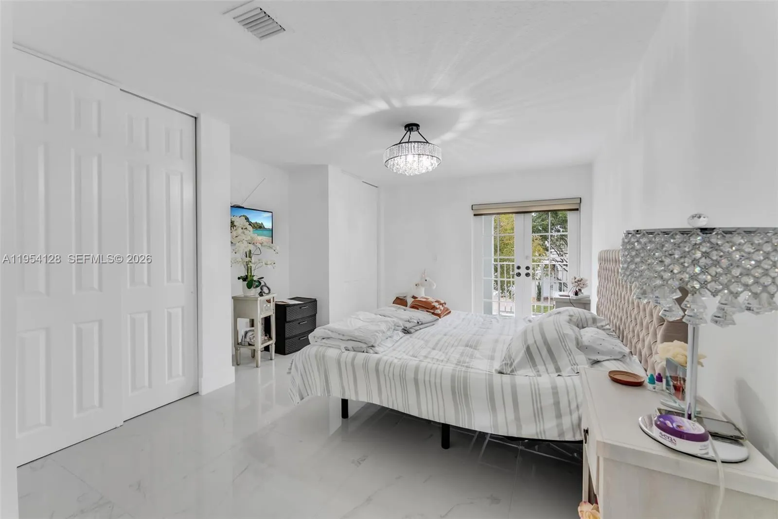 5262 Sw 158th Ave, Miramar, Florida 33027, Miramar, Florida 33027, 6 Bedrooms Bedrooms, ,3 BathroomsBathrooms,Residential,For Sale,5262 Sw 158th Ave, Miramar, Florida 33027,A11954128