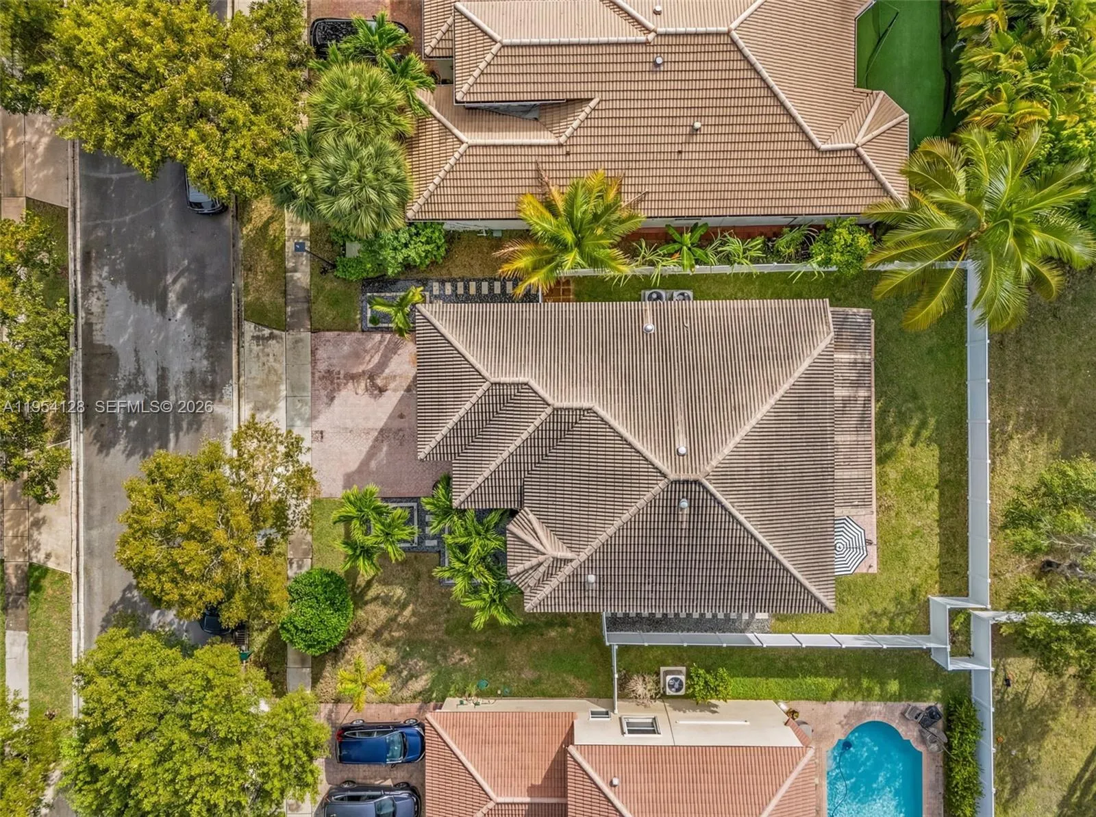 5262 Sw 158th Ave, Miramar, Florida 33027, Miramar, Florida 33027, 6 Bedrooms Bedrooms, ,3 BathroomsBathrooms,Residential,For Sale,5262 Sw 158th Ave, Miramar, Florida 33027,A11954128