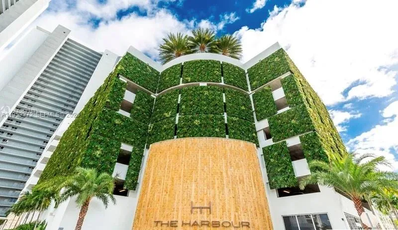 16385 Biscayne Blvd Ph8, North Miami Beach, Florid, North Miami Beach, Florida 33160, 3 Bedrooms Bedrooms, ,3 BathroomsBathrooms,Residential Lease,For Rent,16385 Biscayne Blvd Ph8, North Miami Beach, Florid,A11953372