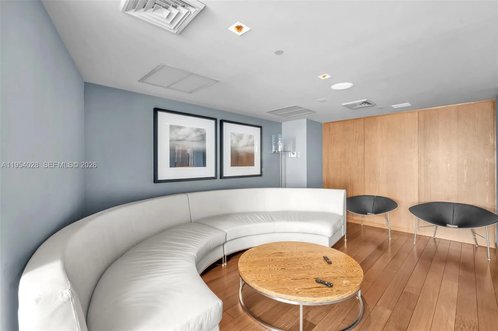 325 S Biscayne Blvd Lph 17, Miami, Florida 33131, Miami, Florida 33131, 1 Bedroom Bedrooms, ,1 BathroomBathrooms,Residential,For Sale,325 S Biscayne Blvd Lph 17, Miami, Florida 33131,A11954028