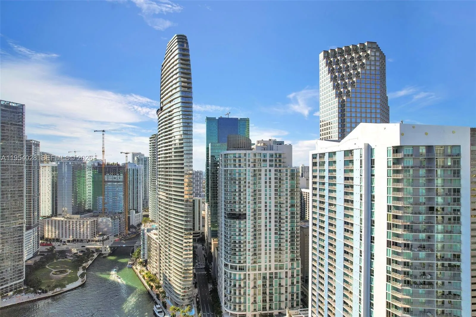 325 S Biscayne Blvd Lph 17, Miami, Florida 33131, Miami, Florida 33131, 1 Bedroom Bedrooms, ,1 BathroomBathrooms,Residential,For Sale,325 S Biscayne Blvd Lph 17, Miami, Florida 33131,A11954028