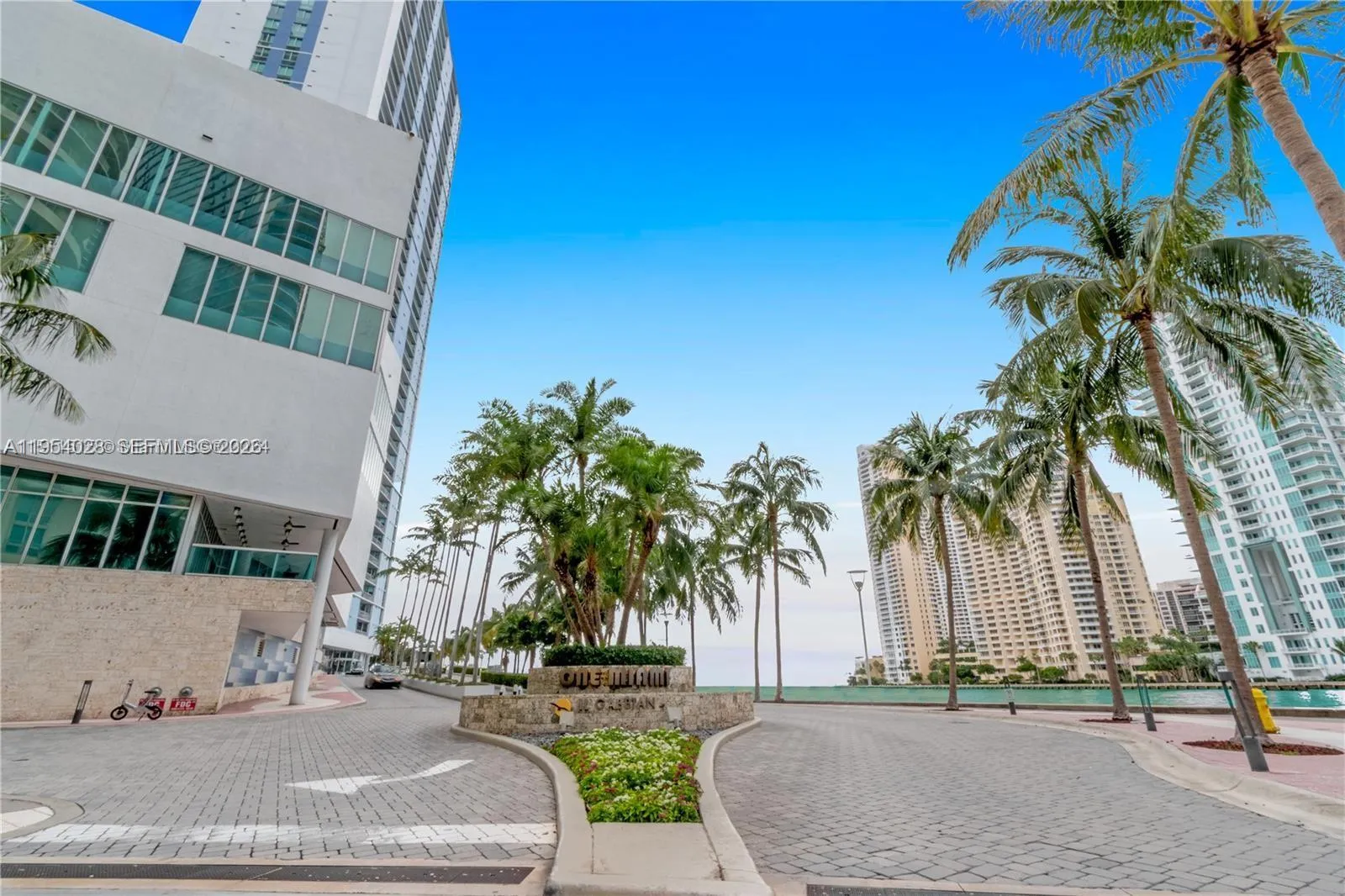 325 S Biscayne Blvd Lph 17, Miami, Florida 33131, Miami, Florida 33131, 1 Bedroom Bedrooms, ,1 BathroomBathrooms,Residential,For Sale,325 S Biscayne Blvd Lph 17, Miami, Florida 33131,A11954028