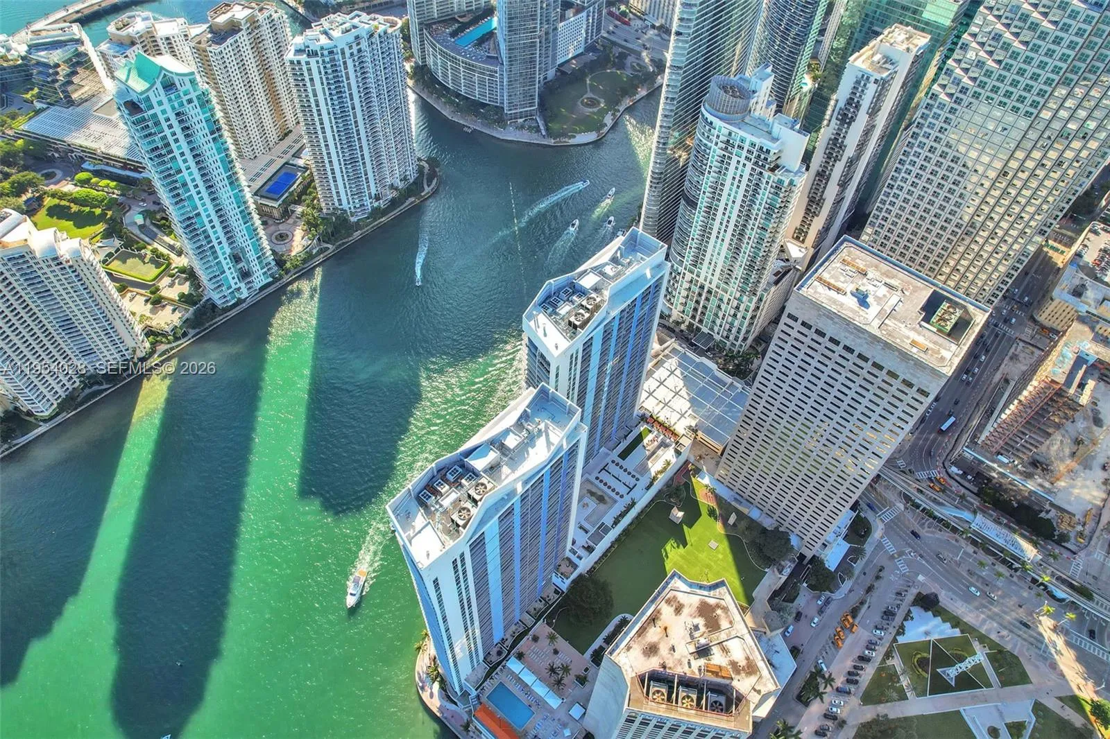 325 S Biscayne Blvd Lph 17, Miami, Florida 33131, Miami, Florida 33131, 1 Bedroom Bedrooms, ,1 BathroomBathrooms,Residential,For Sale,325 S Biscayne Blvd Lph 17, Miami, Florida 33131,A11954028