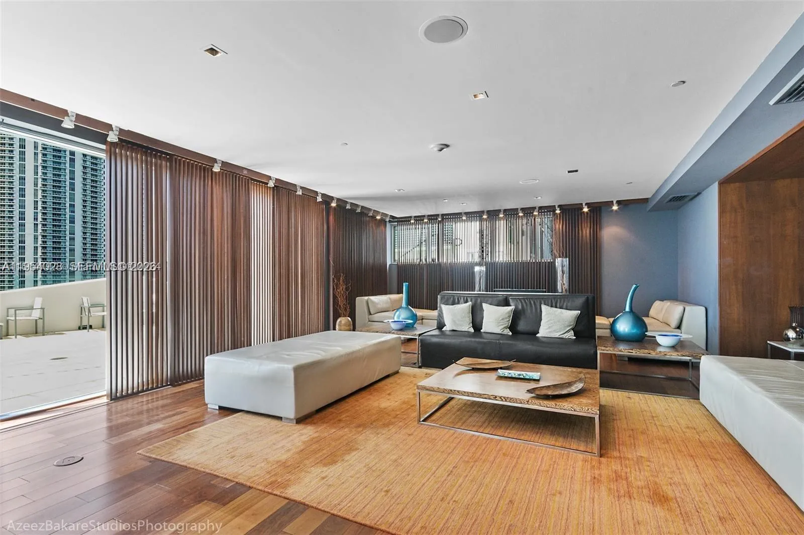 325 S Biscayne Blvd Lph 17, Miami, Florida 33131, Miami, Florida 33131, 1 Bedroom Bedrooms, ,1 BathroomBathrooms,Residential,For Sale,325 S Biscayne Blvd Lph 17, Miami, Florida 33131,A11954028