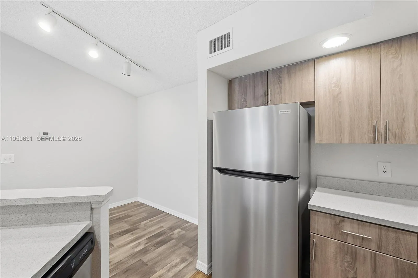 437 Vista Isles Dr 2224, Sunrise, Florida 33325, Sunrise, Florida 33325, 1 Bedroom Bedrooms, ,1 BathroomBathrooms,Residential Lease,For Rent,437 Vista Isles Dr 2224, Sunrise, Florida 33325,A11950631