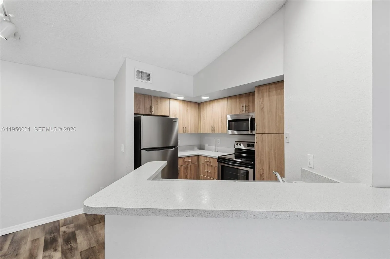 437 Vista Isles Dr 2224, Sunrise, Florida 33325, Sunrise, Florida 33325, 1 Bedroom Bedrooms, ,1 BathroomBathrooms,Residential Lease,For Rent,437 Vista Isles Dr 2224, Sunrise, Florida 33325,A11950631