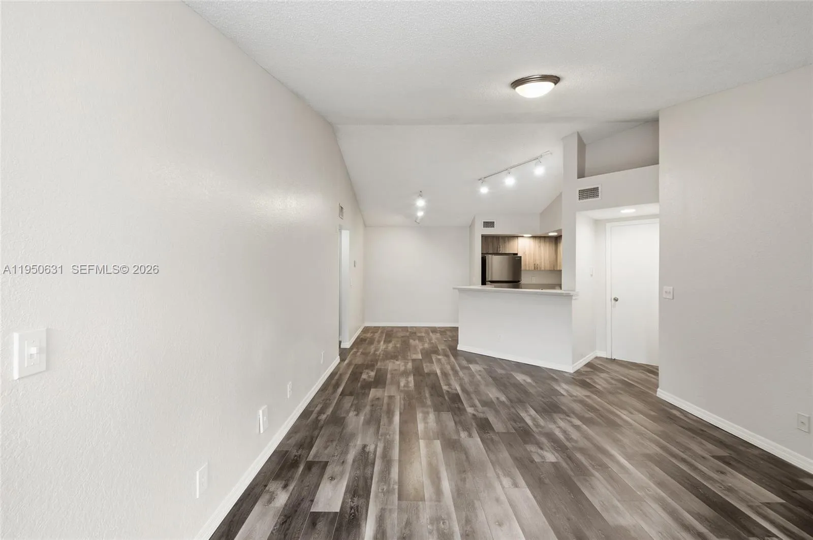 437 Vista Isles Dr 2224, Sunrise, Florida 33325, Sunrise, Florida 33325, 1 Bedroom Bedrooms, ,1 BathroomBathrooms,Residential Lease,For Rent,437 Vista Isles Dr 2224, Sunrise, Florida 33325,A11950631