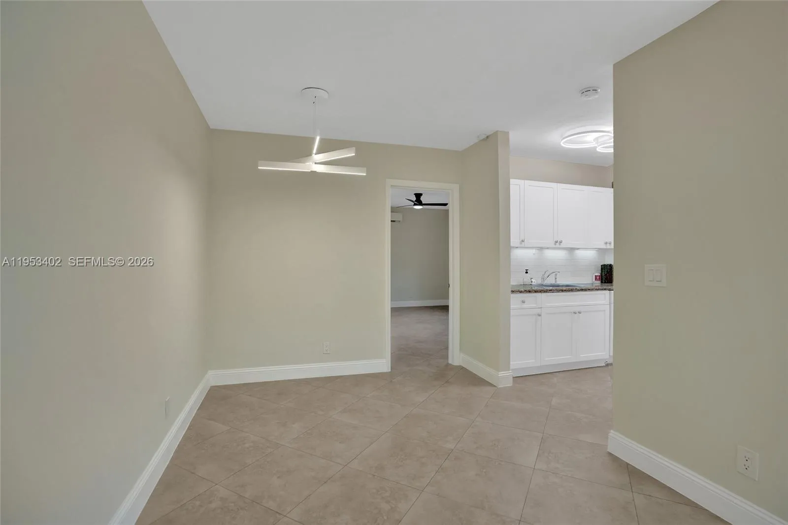 (1429) #2  -Dining area, NEW LED lights