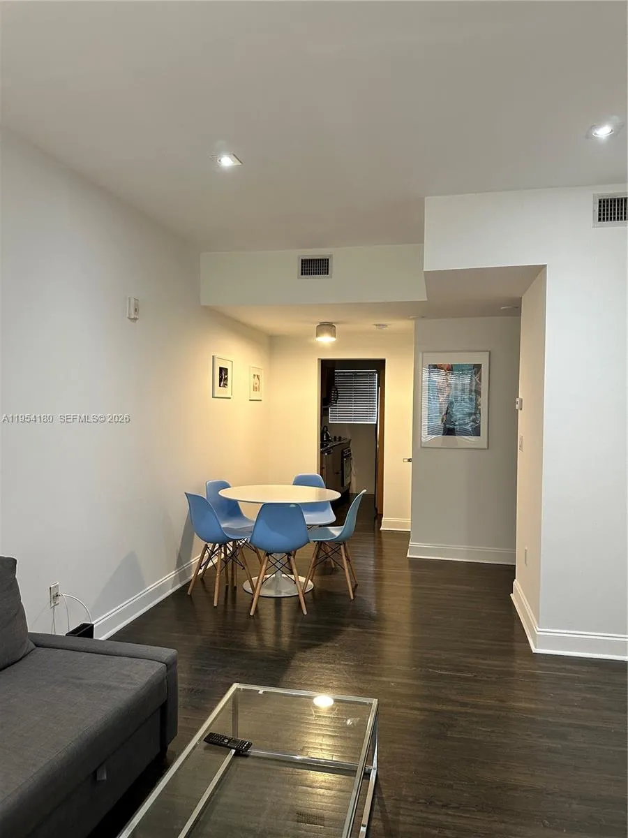 1330 Drexel Ave 105, Miami Beach, Florida 33139, Miami Beach, Florida 33139, 1 Bedroom Bedrooms, ,1 BathroomBathrooms,Residential Lease,For Rent,1330 Drexel Ave 105, Miami Beach, Florida 33139,A11954180