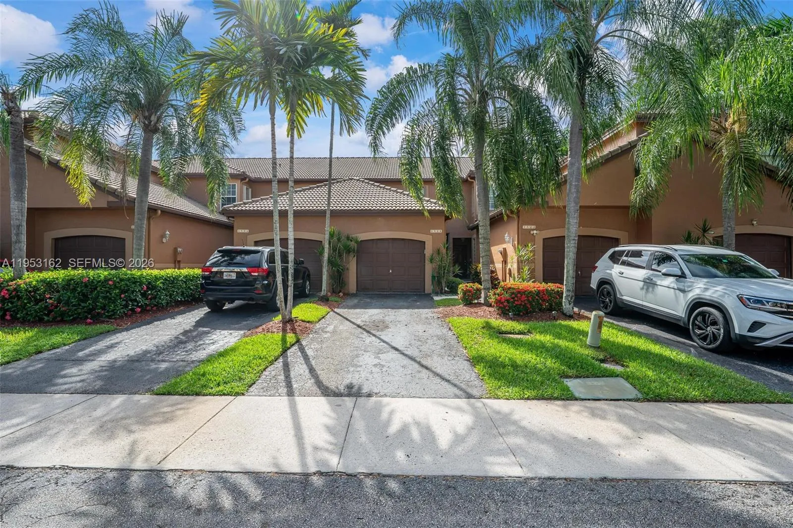 1528 Veracruz Ln 4-3, Weston, Florida 33327, Weston, Florida 33327, 2 Bedrooms Bedrooms, ,2 BathroomsBathrooms,Residential,For Sale,1528 Veracruz Ln 4-3, Weston, Florida 33327,A11953162