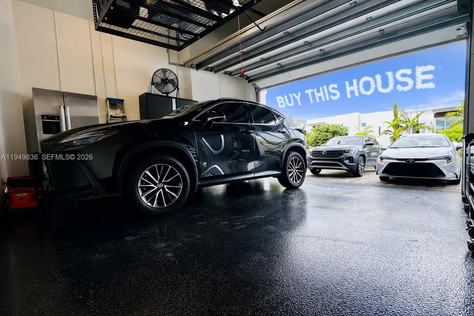 10054 Nw 76th Ter, Doral, Florida 33178, Doral, Florida 33178, 5 Bedrooms Bedrooms, ,5 BathroomsBathrooms,Residential,For Sale,10054 Nw 76th Ter, Doral, Florida 33178,A11949836