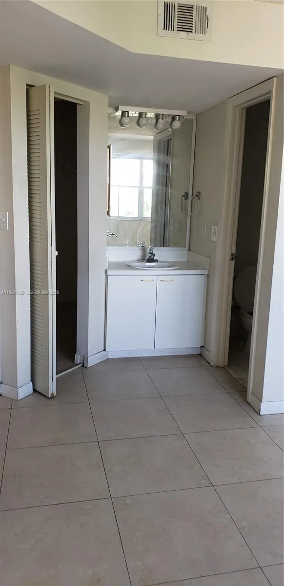 8620 Nw 3rd Ln 506-5, Miami, Florida 33126, Miami, Florida 33126, 3 Bedrooms Bedrooms, ,2 BathroomsBathrooms,Residential Lease,For Rent,8620 Nw 3rd Ln 506-5, Miami, Florida 33126,A11951780