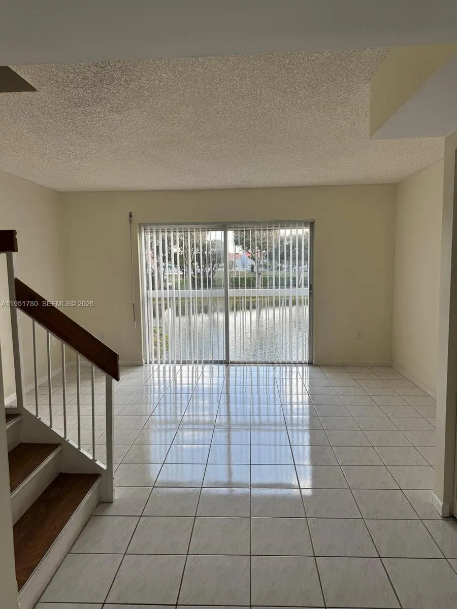 8620 Nw 3rd Ln 506-5, Miami, Florida 33126, Miami, Florida 33126, 3 Bedrooms Bedrooms, ,2 BathroomsBathrooms,Residential Lease,For Rent,8620 Nw 3rd Ln 506-5, Miami, Florida 33126,A11951780