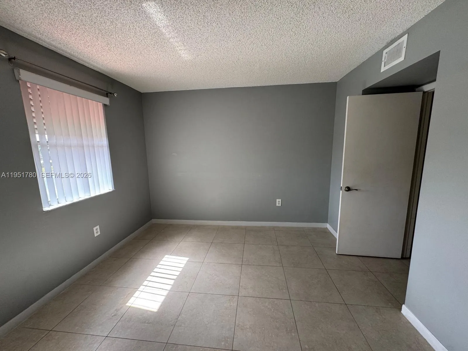 8620 Nw 3rd Ln 506-5, Miami, Florida 33126, Miami, Florida 33126, 3 Bedrooms Bedrooms, ,2 BathroomsBathrooms,Residential Lease,For Rent,8620 Nw 3rd Ln 506-5, Miami, Florida 33126,A11951780