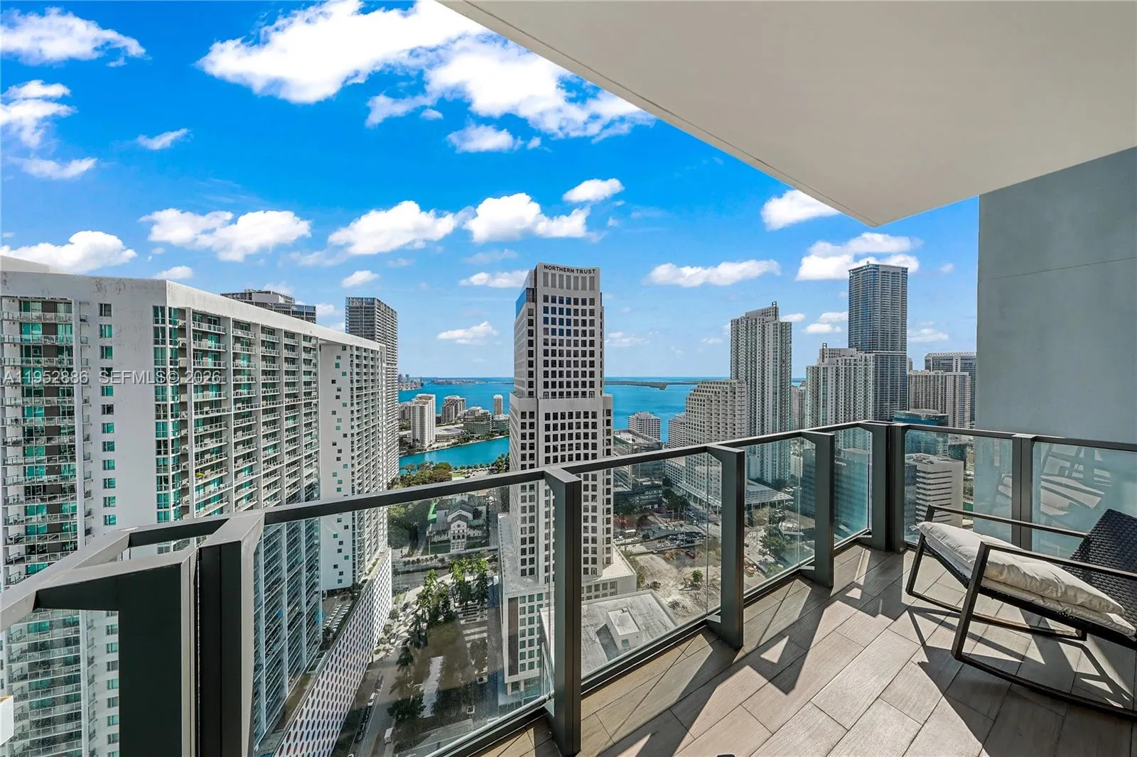 68 Se 6th St 3309, Miami, Florida 33131, Miami, Florida 33131, 2 Bedrooms Bedrooms, ,2 BathroomsBathrooms,Residential,For Sale,68 Se 6th St 3309, Miami, Florida 33131,A11952886