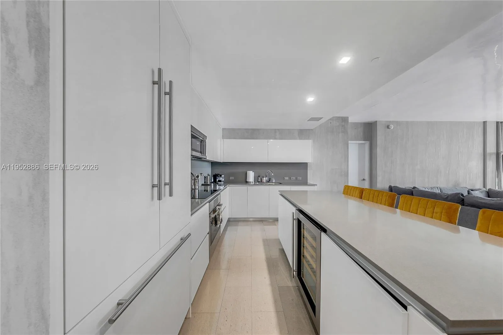 68 Se 6th St 3309, Miami, Florida 33131, Miami, Florida 33131, 2 Bedrooms Bedrooms, ,2 BathroomsBathrooms,Residential,For Sale,68 Se 6th St 3309, Miami, Florida 33131,A11952886